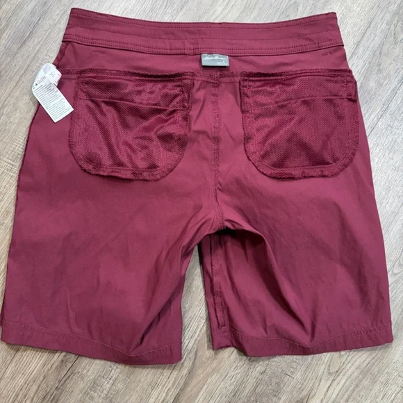 Eddie Bauer Maroon Women's Rolled Hem Bermuda Shorts - Size 8 - Picture 15 of 15